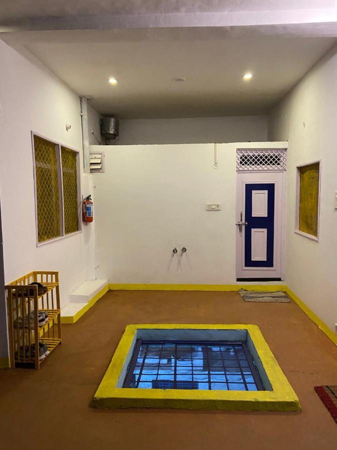 Comfort And Cozy Apartment Orchha